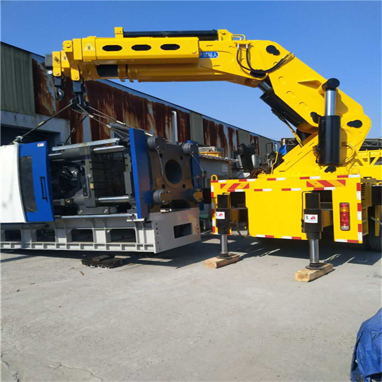 攀枝花 大吨位折臂吊出租费用解析：一小时租赁多少钱